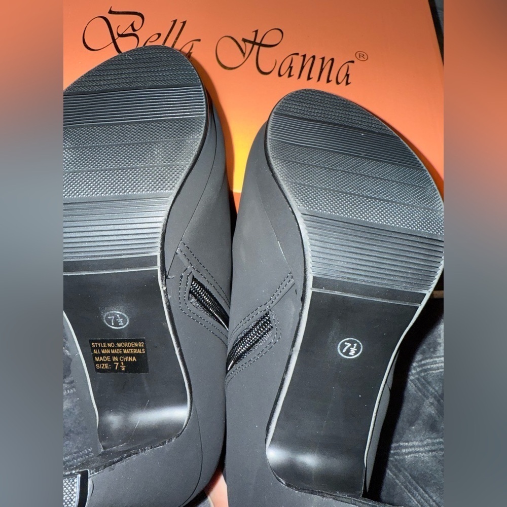 Bella Hanna Black Ankle Booties Rhinestone Buckle Heel Size 7.5 New With Tags - Picture 4 of 8